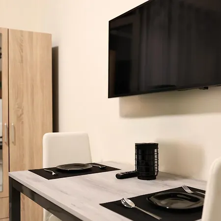 Apartament Luxe Living - Kompleksi Kontakt Magnet