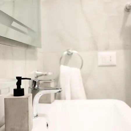 Luxe Living - Kompleksi Kontakt Magnet Apartament